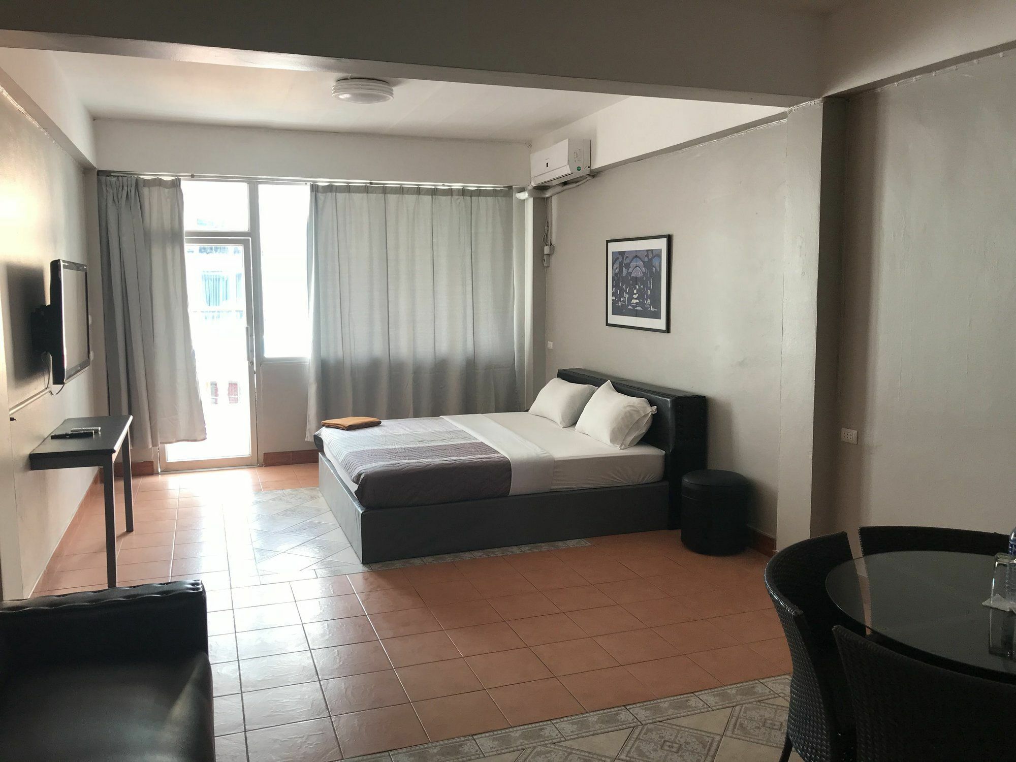 Seaview Hotel Jomtien Beach Exterior photo